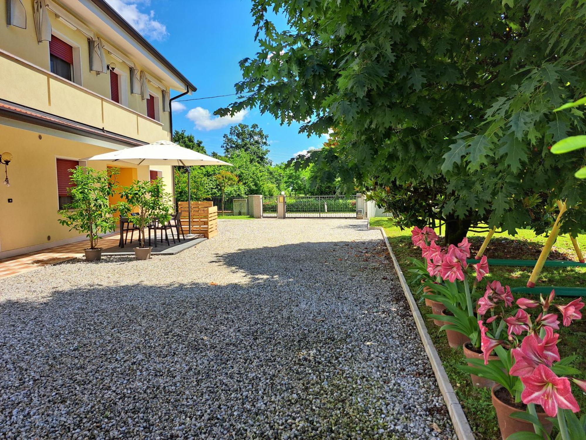 Borgo Barucchella Hotel Sant'Andra Exterior foto